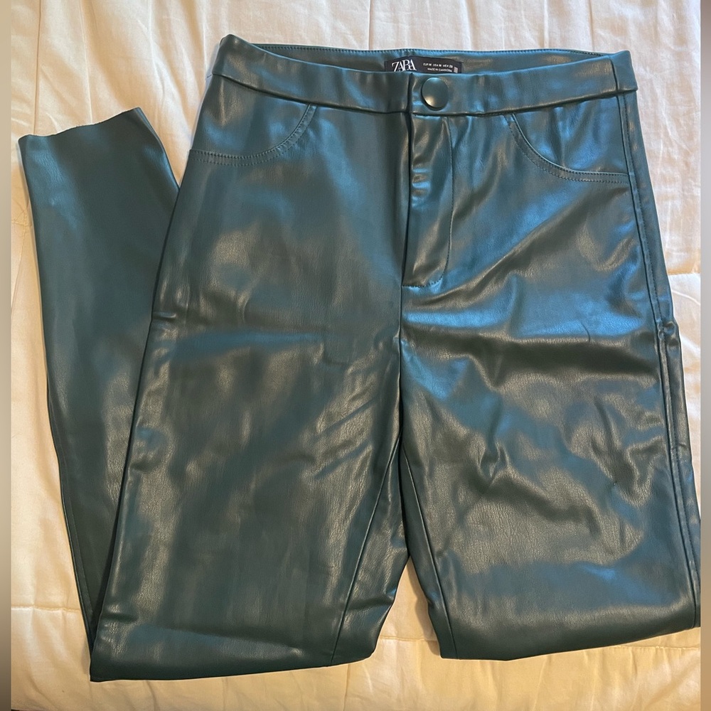 NWOT Zara Dark Green Faux Leather Leggings